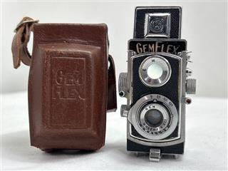 GemFlex Mini Twin Lens Camera made In Occupied Japan with leather